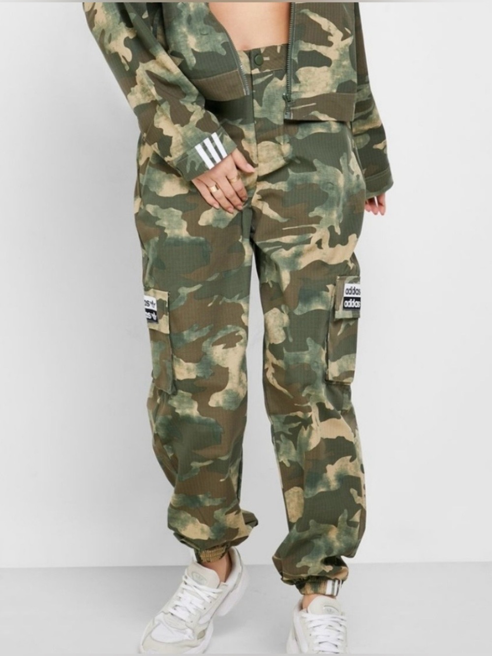 NWT Adidas Originals High Waist Camo Cargo track pants Joggers outdoor military
